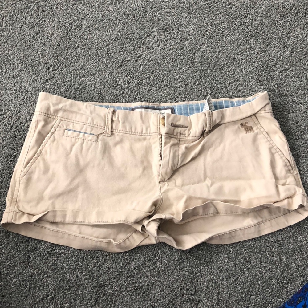 Tan Abercrombie shorts